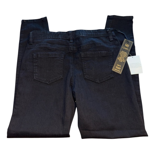 DG2 by Diane Gilman Black Straight Leg Jeans - Picture 5 of 5
